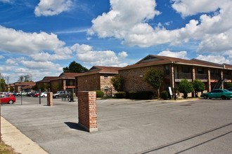 Andrew Apartments in Biloxi, MS - Building Photo - Building Photo