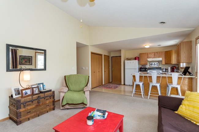 1507 Prairie Dr, Unit 3