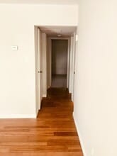 810 N Forklanding Rd, Unit 211 in Maple Shade, NJ - Building Photo - Building Photo