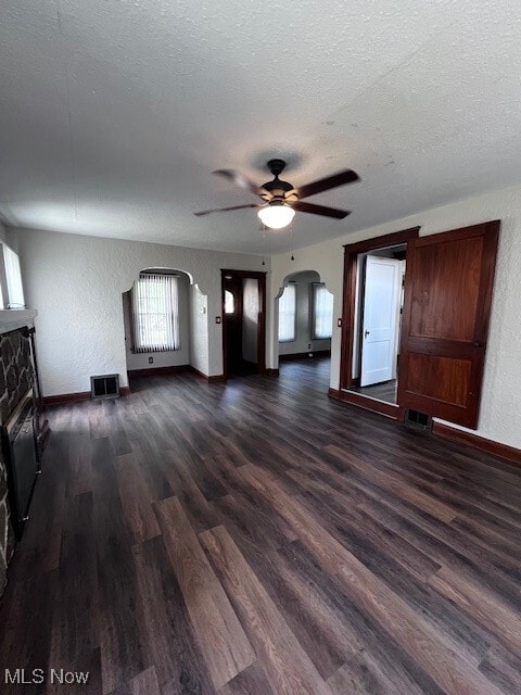 property at 29 Crestline Pl