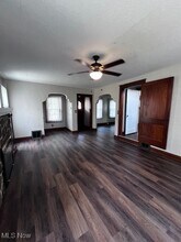 29 Crestline Pl in Youngstown, OH - Building Photo - Building Photo