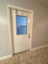 22 SE 3rd Ter, Unit 22 in Dania, FL - Building Photo - Building Photo