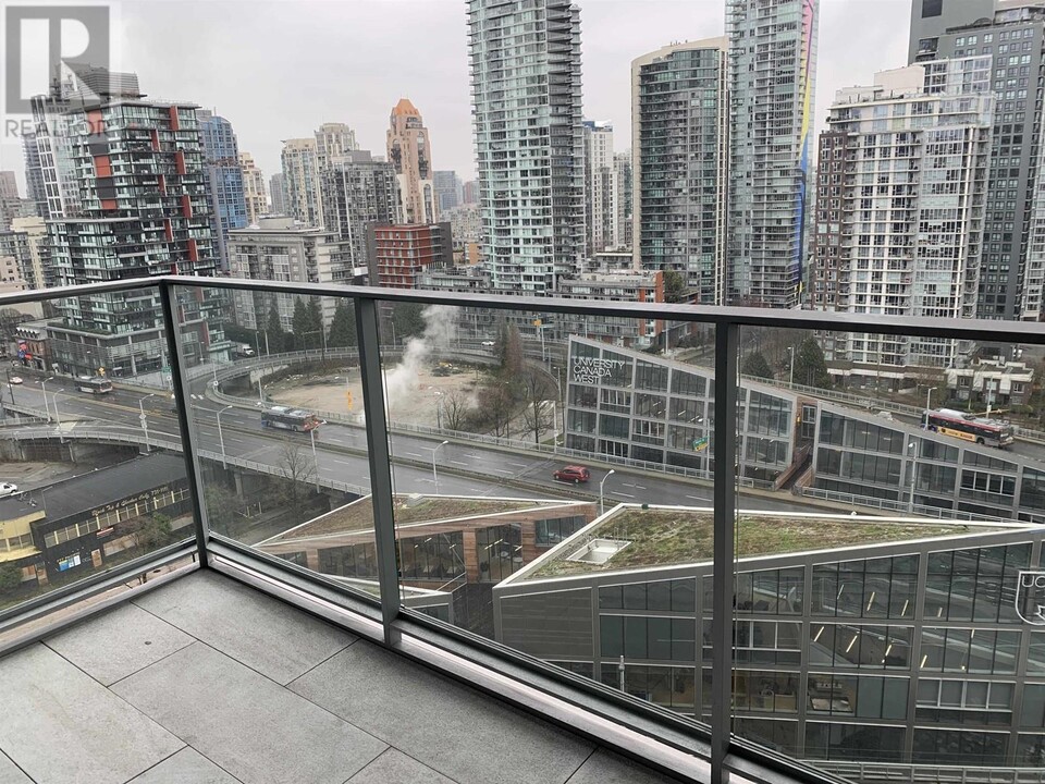 1480-1480 Howe St in Vancouver, BC - Building Photo