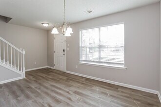 701 Outlook Way in Atlanta, GA - Building Photo - Building Photo