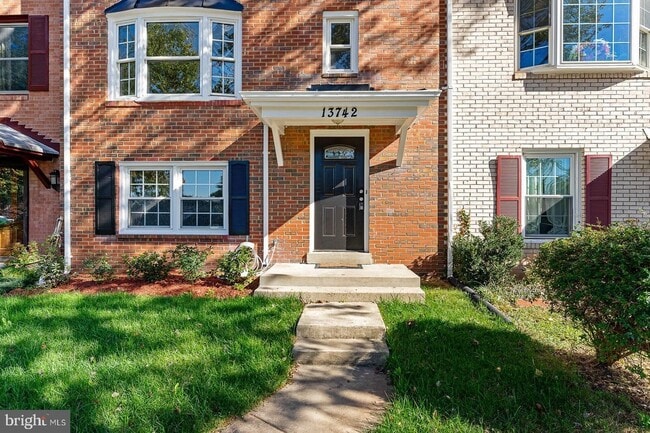 13742 Penwith Ct, Unit UL 1 in Chantilly, VA - Foto de edificio - Building Photo