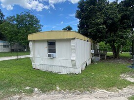 1145 S Christiana Ave in Apopka, FL - Building Photo