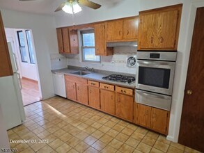 174 Highland Cross in Rutherford, NJ - Building Photo - Building Photo