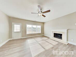 905 Southfork Dr in Loganville, GA - Building Photo - Building Photo