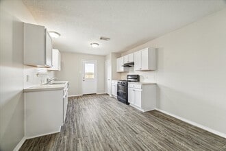 1435 Glasholm Dr in Houston, TX - Building Photo - Building Photo