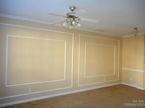 8419 Chaceview Ct in Charlotte, NC - Building Photo - Building Photo