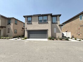 2448 Powell Dr in Rialto, CA - Building Photo