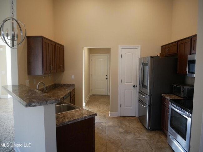 4579 Spike Ln in Horn Lake, MS - Building Photo - Building Photo