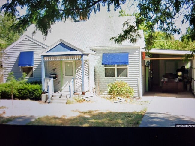 property at 1414 Rood Ave