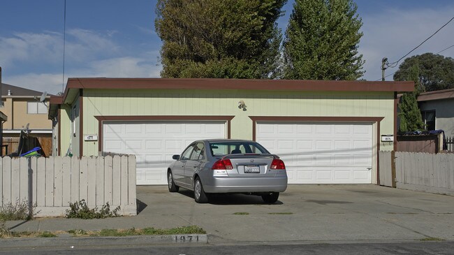 1971-1975 Mason St in San Pablo, CA - Foto de edificio - Building Photo