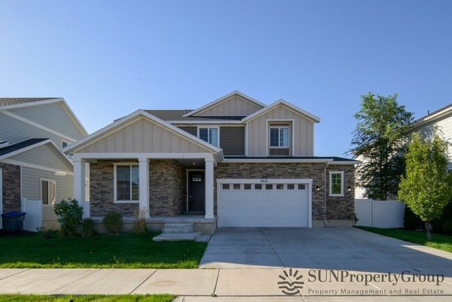 property at 3551 Sojo Dr S