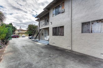 The Mammoth Homes in San Jose, CA - Building Photo - Building Photo