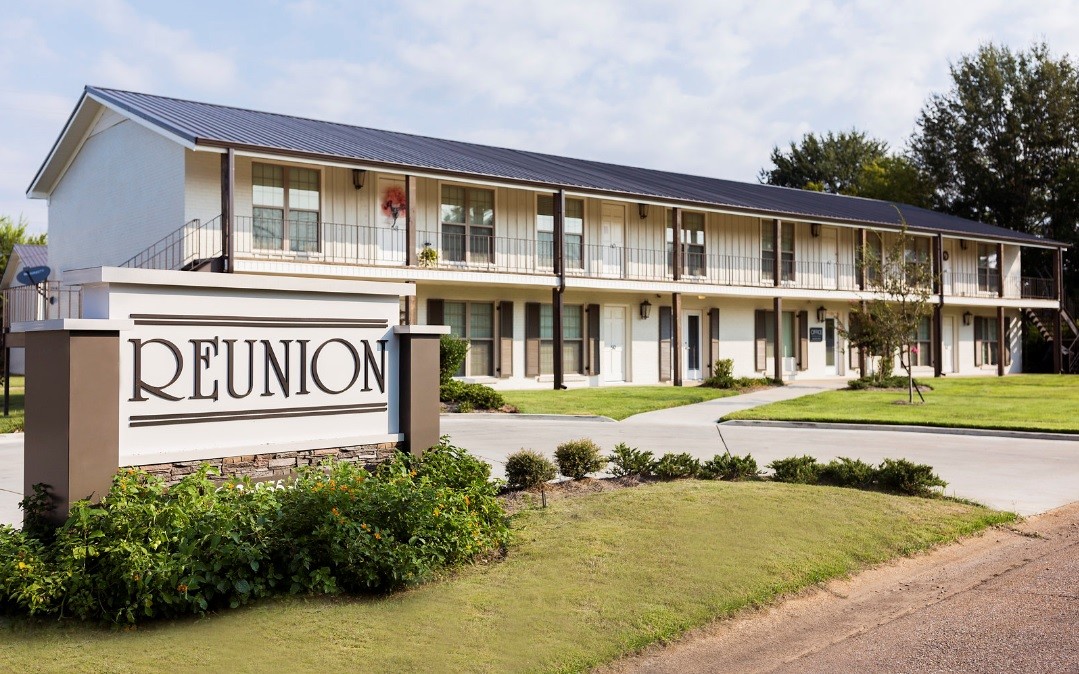 Reunion Apartments in Columbus, MS - Building Photo