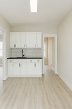 55 Schley St, Unit Apt #1 in Newark, NJ - Building Photo - Building Photo