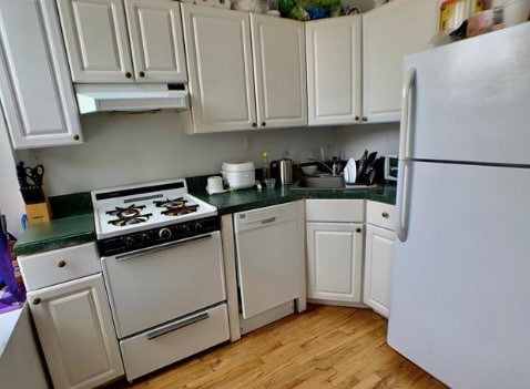 property at 912 Washington St