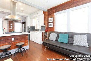 131 Klein St in San Antonio, TX - Building Photo - Building Photo