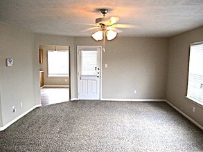 1018 Redcrest Springs Ct in Houston, TX - Building Photo - Building Photo