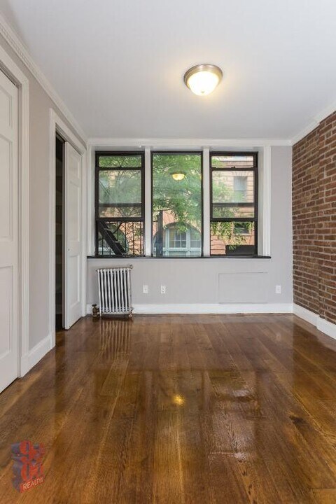 145 E 26th St in New York, NY - Building Photo