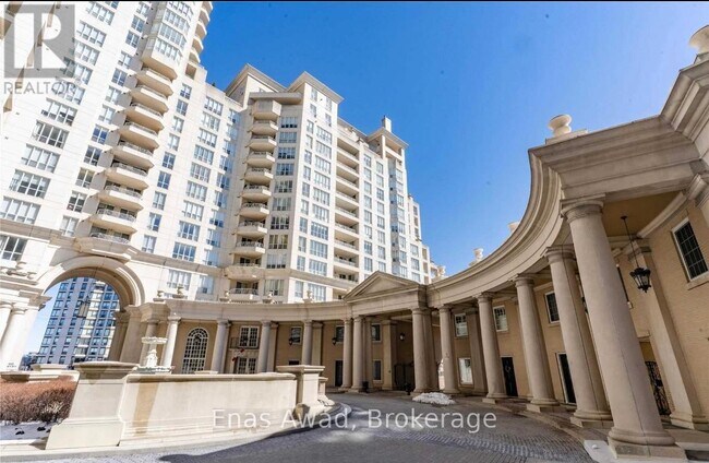 2287 Lake Shore Blvd W in Toronto, ON - Building Photo - Building Photo