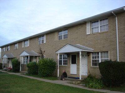 2108 Ashland St in Louisville, OH - Building Photo - Building Photo