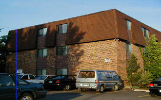 3446-3448 N 25th Ave Apartments