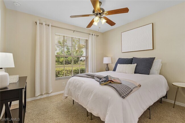 property at 1909 SW 28th St