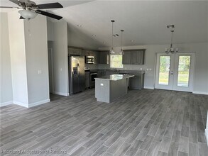 4605 Whiting Dr in Sebring, FL - Building Photo - Building Photo