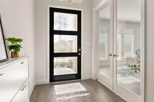 508 Stella Beth Way in Montgomery, TX - Building Photo