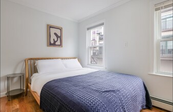 288 Athens St in Boston, MA - Building Photo - Building Photo