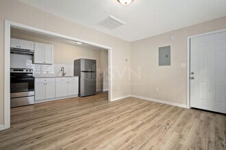 8 S Reed Ave in Mobile, AL - Building Photo - Building Photo