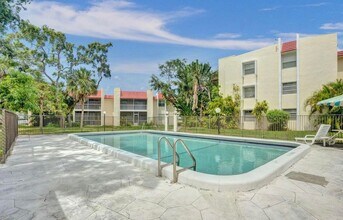 618 NW 13th St in Boca Raton, FL - Building Photo - Building Photo