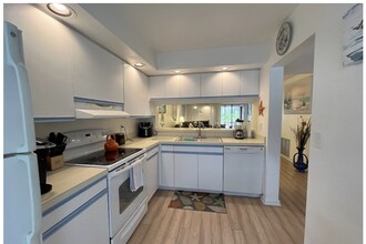4819 Winslow Beacon in Sarasota, FL - Building Photo - Building Photo