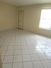 2961 NW 43 Terrace in Lauderdale Lakes, FL - Building Photo - Building Photo
