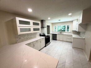 207 Gardenia Cove in Memphis, TN - Building Photo - Building Photo