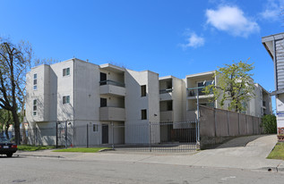 Lottie Johnson Memorial Housing in Oakland, CA - Foto de edificio - Building Photo