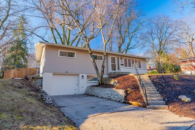 4609 Waukesha St in Madison, WI - Building Photo - Building Photo
