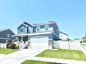 12104 Broken Arch Ln in Herriman, UT - Building Photo - Building Photo