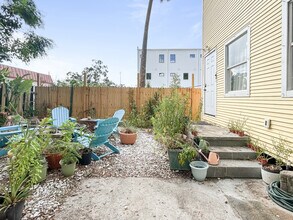 1307 E 17th Ave, Unit El Cafecito Loft in Tampa, FL - Building Photo - Building Photo