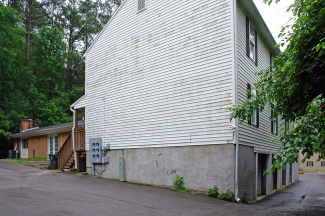 3916 Greenleaf St in Raleigh, NC - Foto de edificio - Building Photo