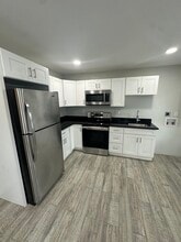 30 Clement Ave in Peabody, MA - Building Photo - Building Photo