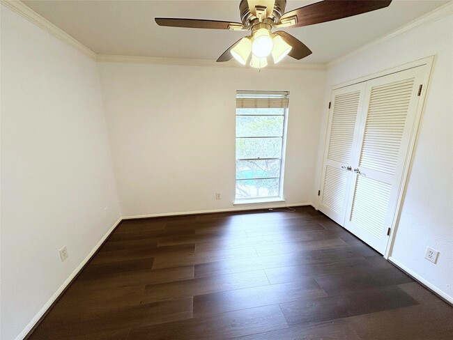 property at 6483 Bayou Glen Rd