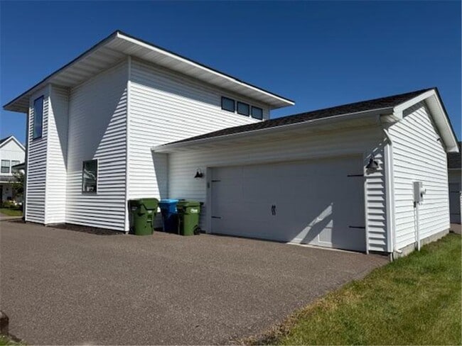 11617 86th Ave N in Maple Grove, MN - Building Photo - Building Photo