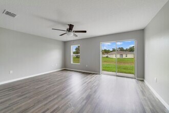 687 Gila Dr in Poinciana, FL - Building Photo - Building Photo