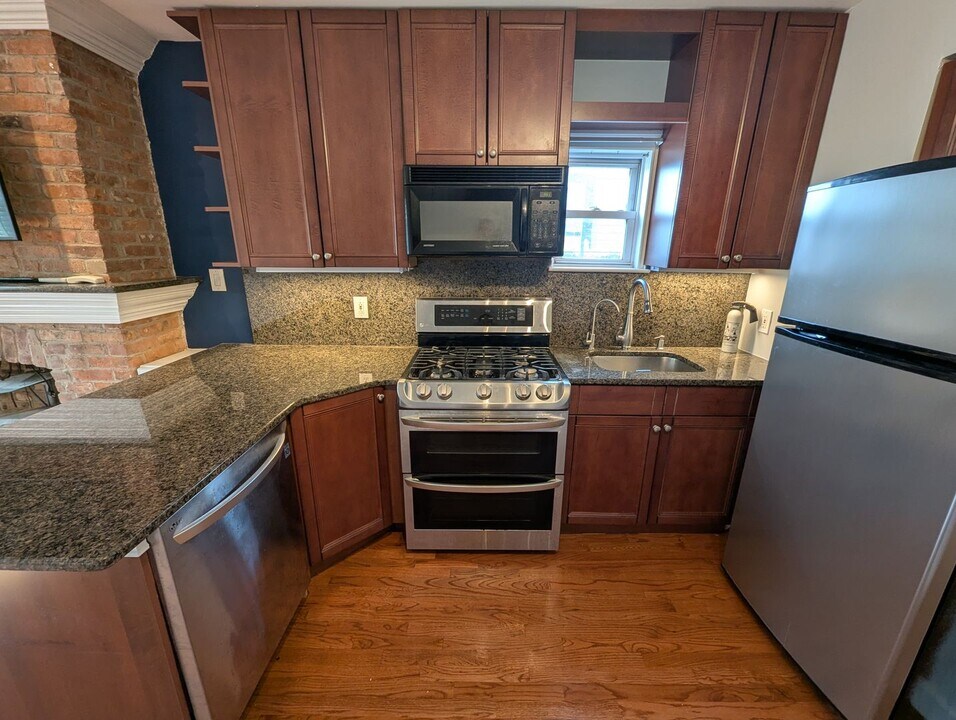 466 Monmouth St in Jersey City, NJ - Building Photo