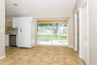 3132 Eagle Pass St in North Port, FL - Building Photo - Building Photo