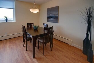 555 Lanark St in Winnipeg, MB - Building Photo - Building Photo